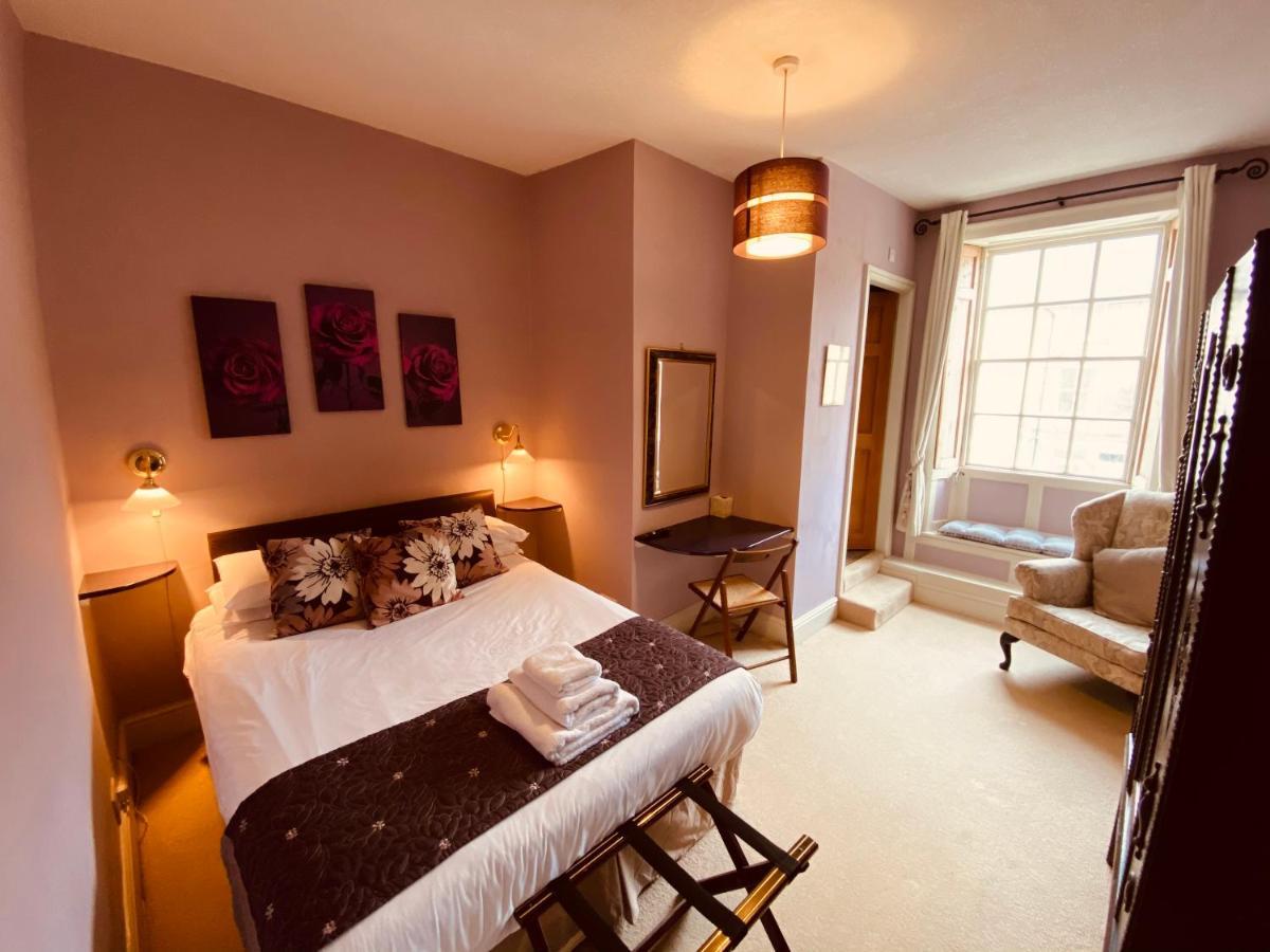 Kings Head 3*
