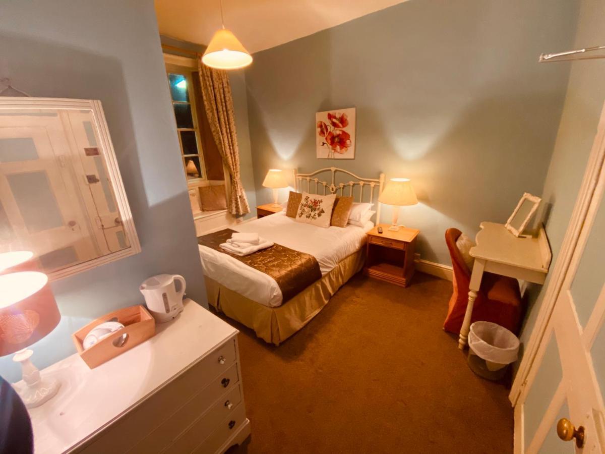 Hotel Kings Head 3*
